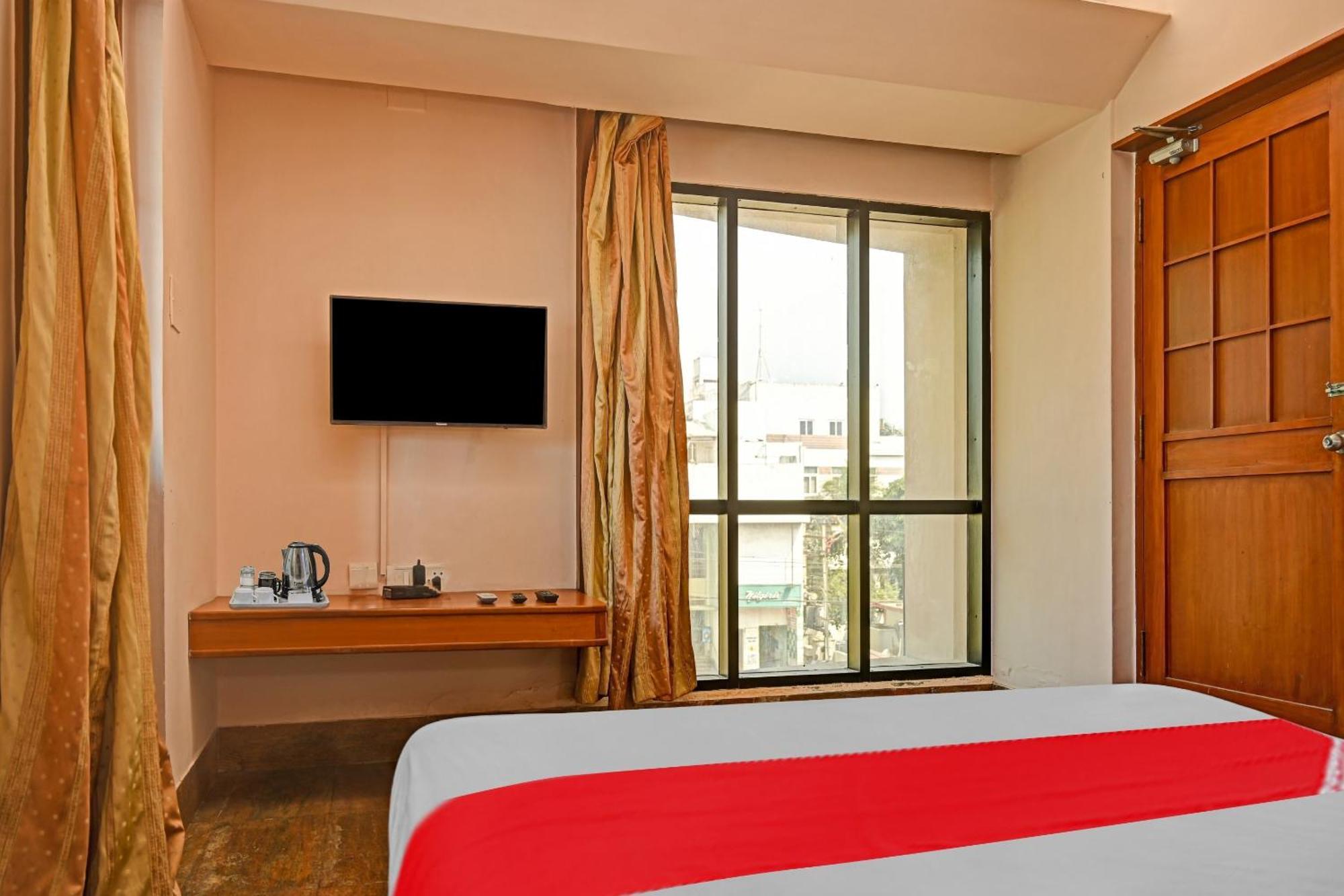 Flagship Bella Vagues Hotels Chennai Exterior foto